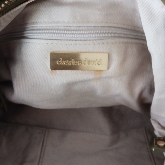 Charles David Green distresed leather hobo bag - Picture 7 of 10